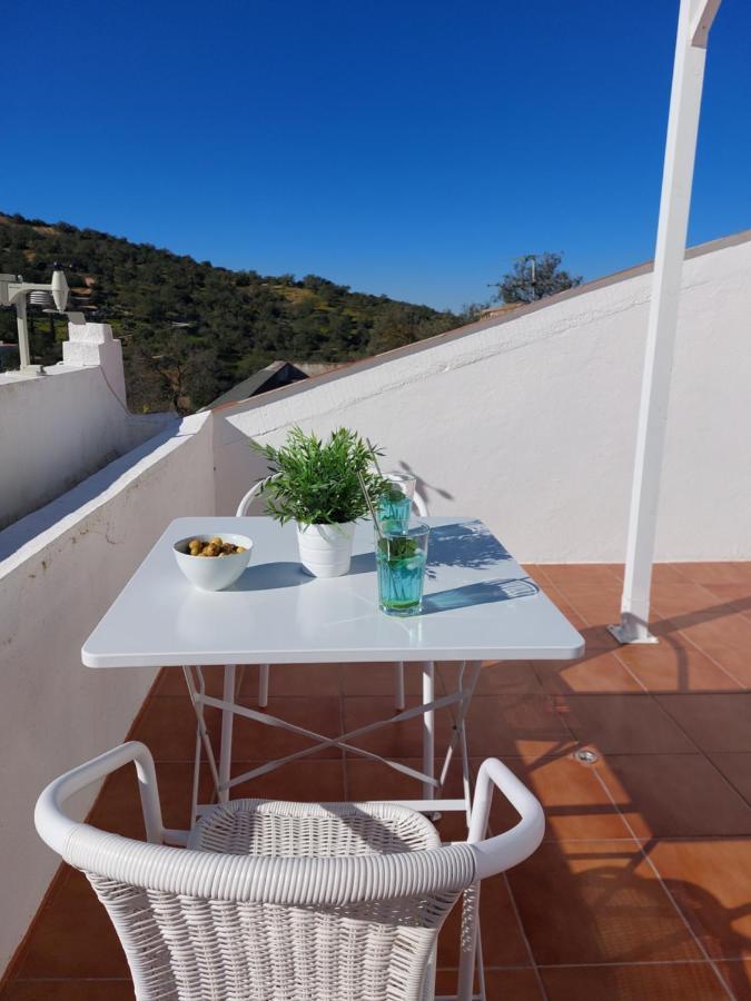 "Oliveiras" Appartement Typique Avec Terrasse Et Piscine Лоуле Екстериор снимка