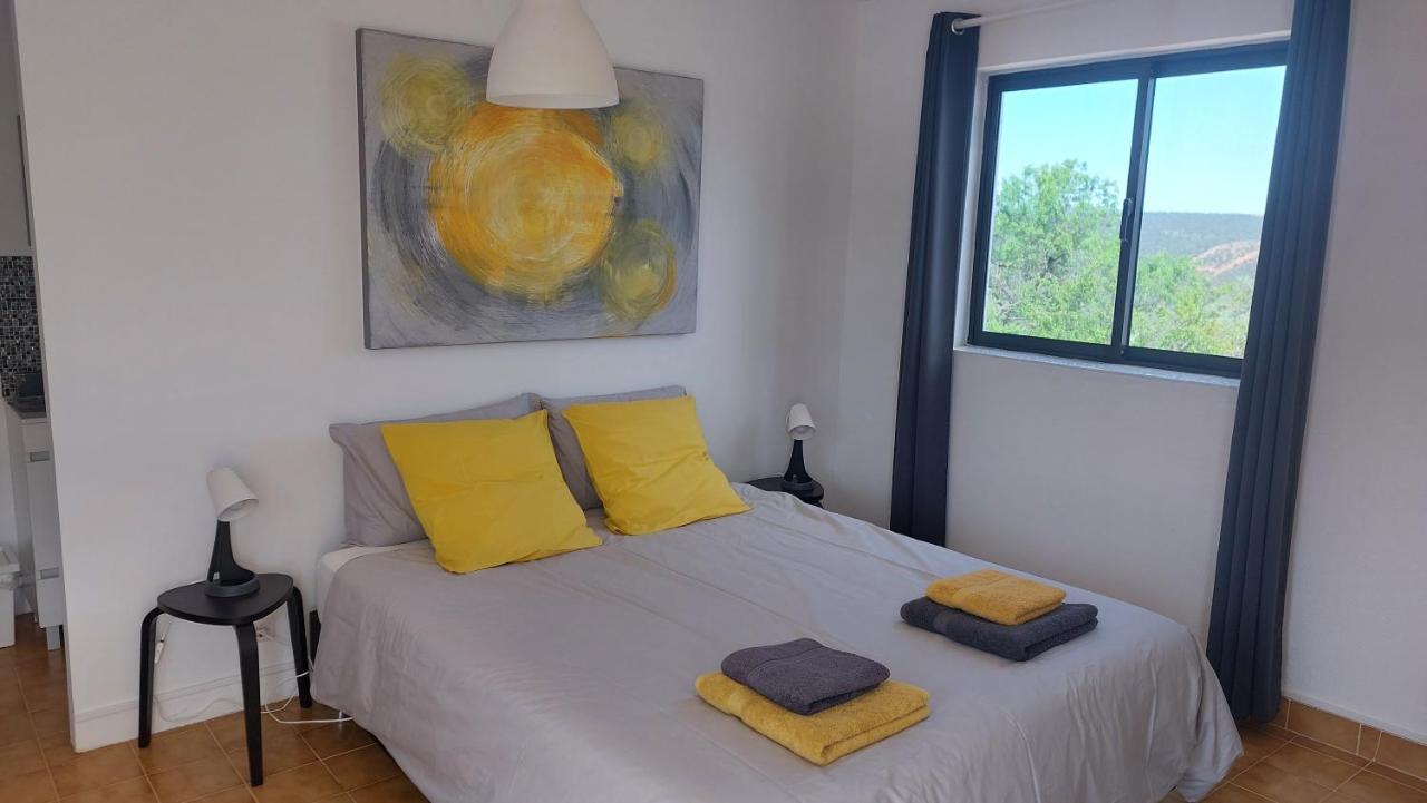 "Oliveiras" Appartement Typique Avec Terrasse Et Piscine Лоуле Екстериор снимка
