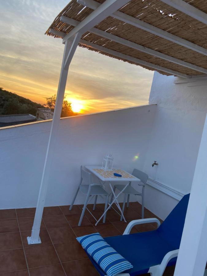 "Oliveiras" Appartement Typique Avec Terrasse Et Piscine Лоуле Екстериор снимка